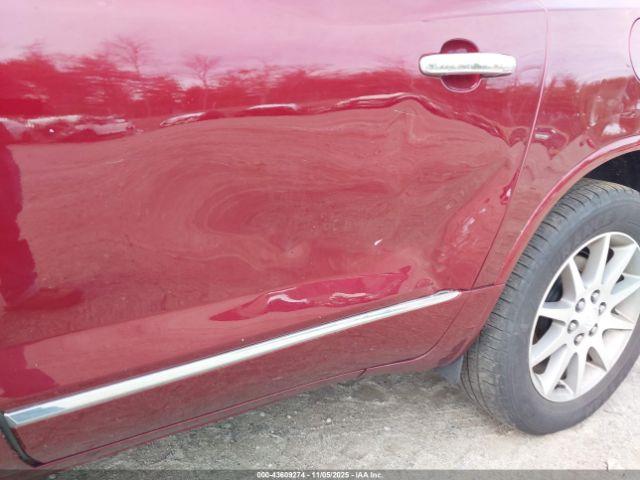 Buick Enclave Leather Image 12