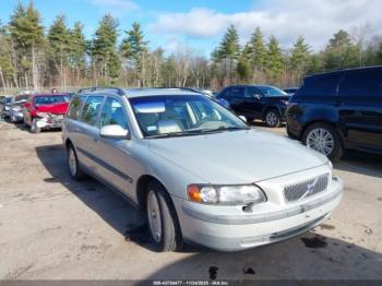  Salvage Volvo V70