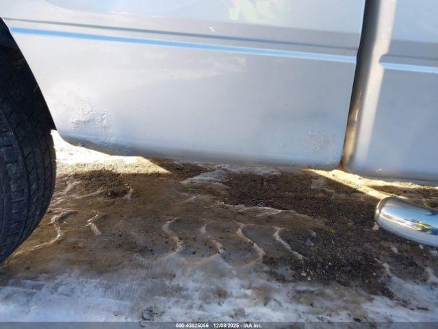 Ford F-150 Xl Image 10