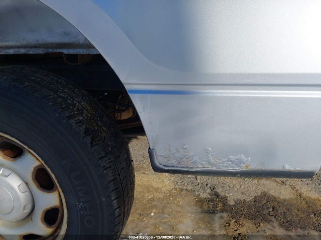 Ford F-150 Xl Image 8