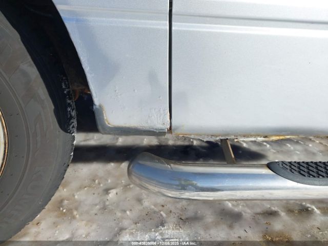 Ford F-150 Xl Image 11