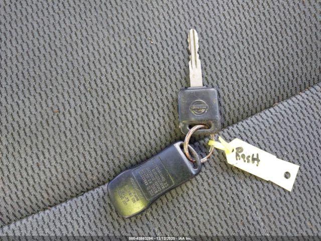 Nissan Frontier Xe-v6 Image 11