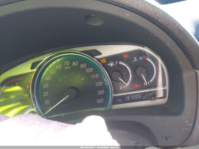 Toyota Venza Image 13