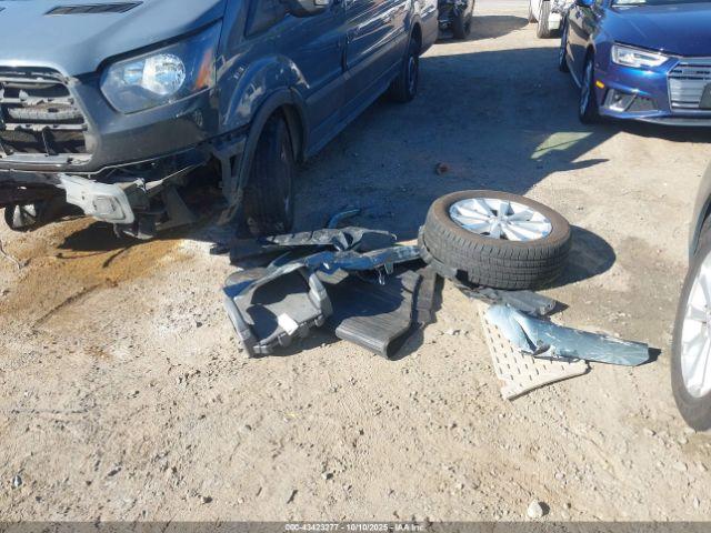 Toyota Venza Image 17