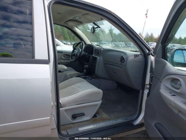 Chevrolet Trailblazer Lt Image 8