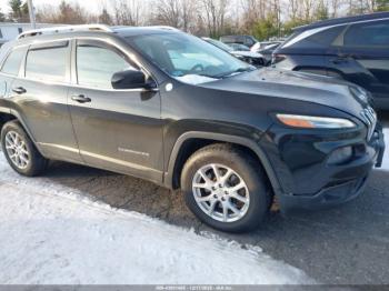  Salvage Jeep Cherokee