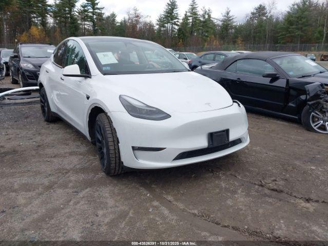  Salvage Tesla Model Y