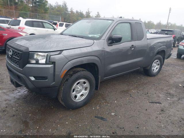 Nissan Frontier King Cab S 4x4 Image 20