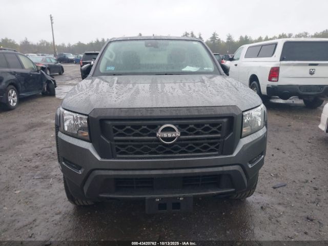 Nissan Frontier King Cab S 4x4 Image 7