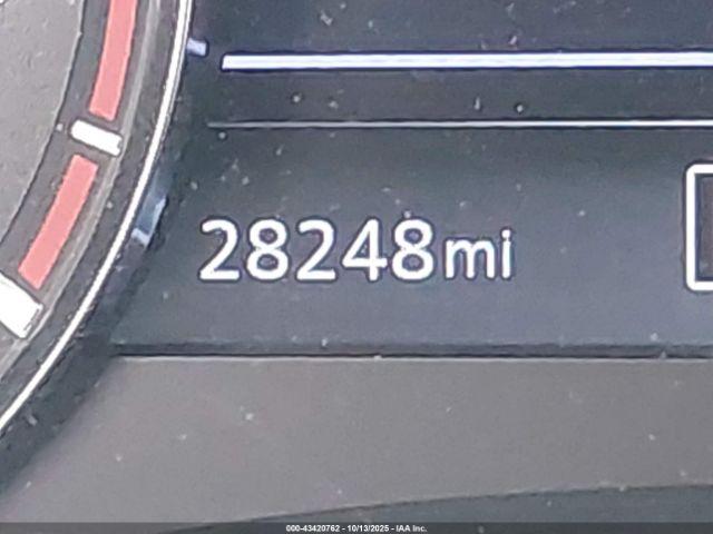 Nissan Frontier King Cab S 4x4 Image 9