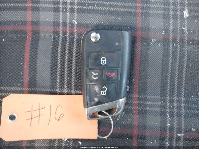 Volkswagen Golf 2.0t S 2-door Image 11