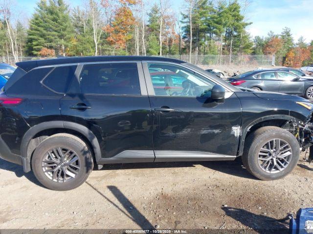 Nissan Rogue S Intelligent Awd Image 13