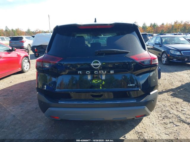 Nissan Rogue S Intelligent Awd Image 14