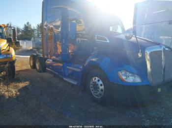  Salvage Kenworth Construction