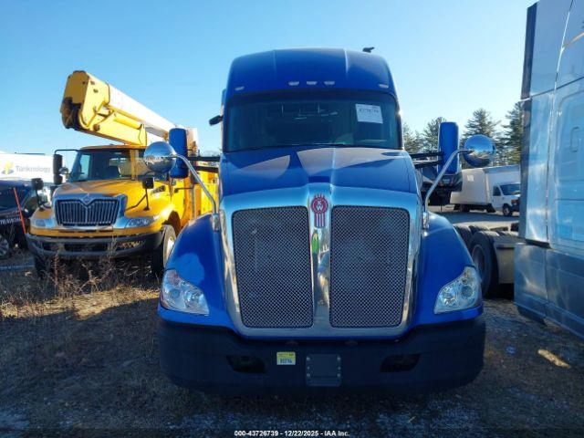 Kenworth Construction T680 Image 13