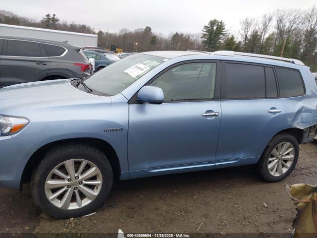 Toyota Highlander Limited V6 Image 15