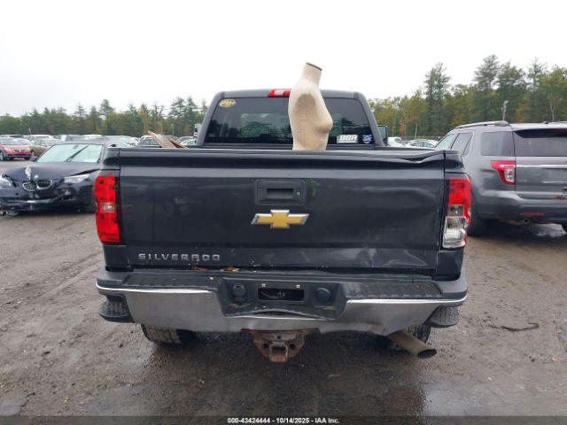 Chevrolet Silverado 2500 Wt Image 16