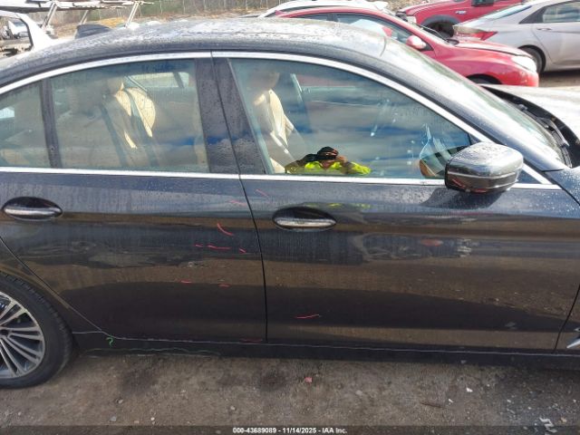 BMW 5 Series Xdrive Image 12