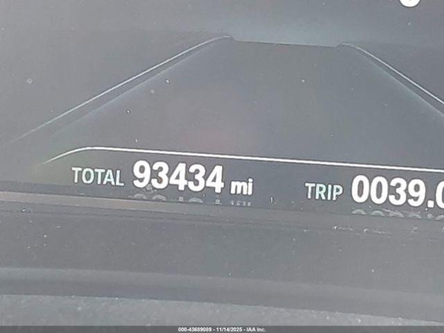 BMW 5 Series Xdrive Image 10