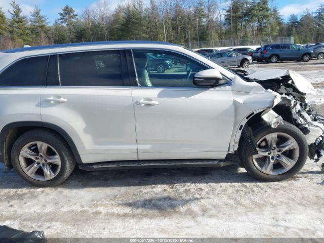 Toyota Highlander Limited Platinum V6 Image 7