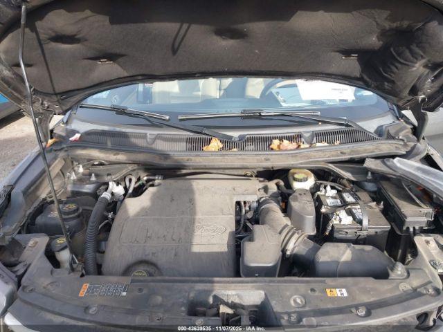 Ford Explorer Xlt Image 15