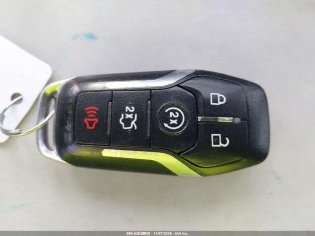 Ford Explorer Xlt Image 9