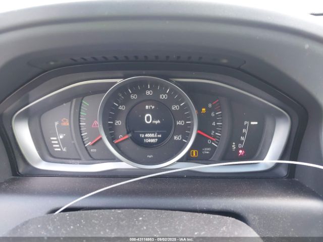 Volvo XC60 Inscription Image 13