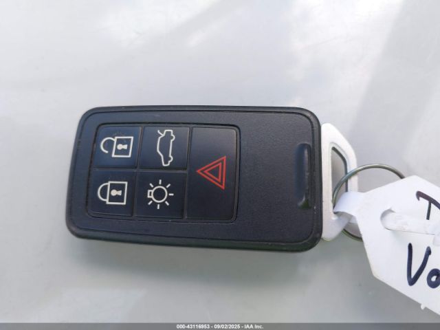 Volvo XC60 Inscription Image 15