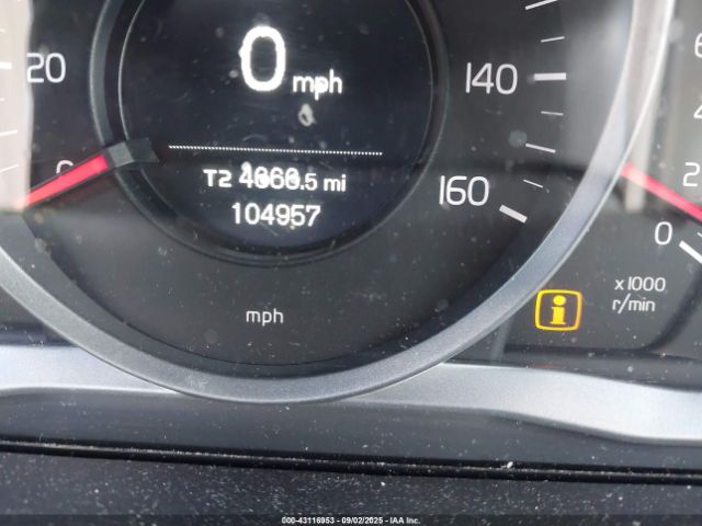 Volvo XC60 Inscription Image 2