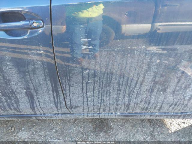 Toyota Prius v Three Image 16