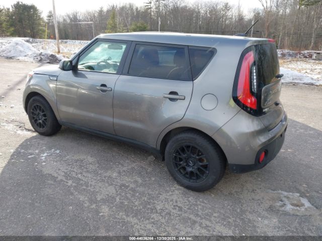 Kia Soul Image 3