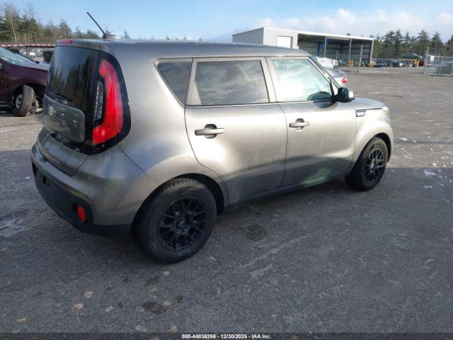 Kia Soul Image 14