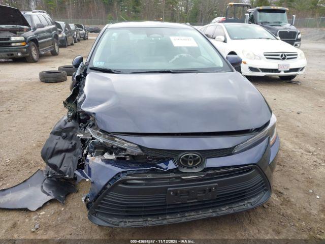 Toyota Corolla Le Image 14