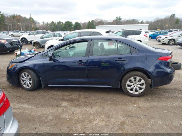 Toyota Corolla Le Image 13