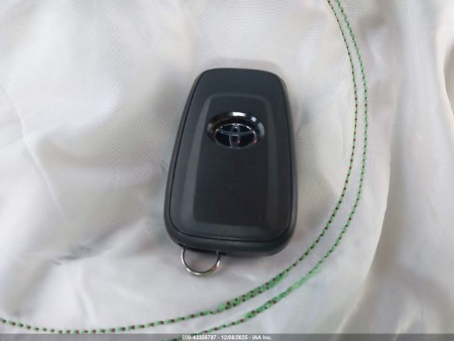 Toyota Corolla Se Image 3