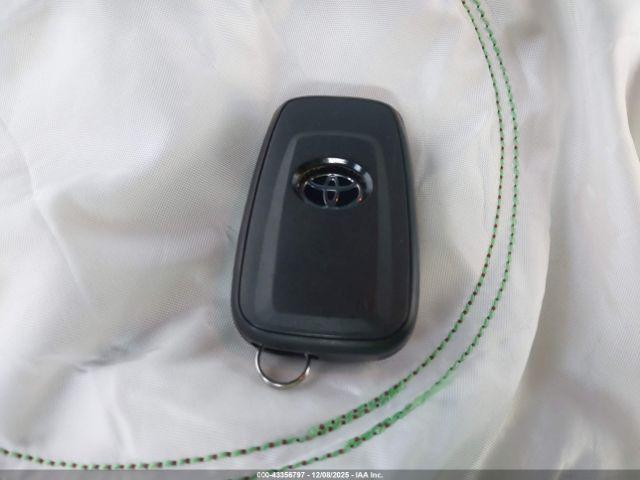 Toyota Corolla Se Image 3