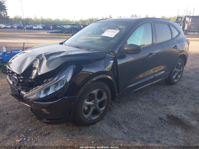 Ford Escape St-line Image 13