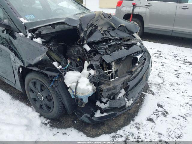 Hyundai ACCENT Gs Image 15