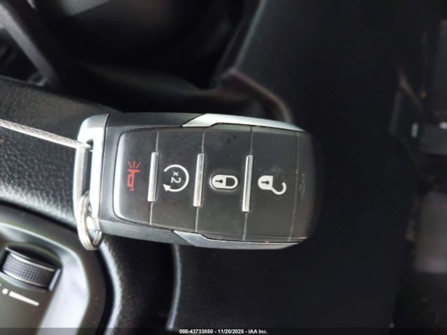 Ram 1500 Big Horn  4x4 6'4 Box Image 17