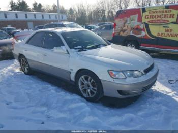  Salvage Lexus Es