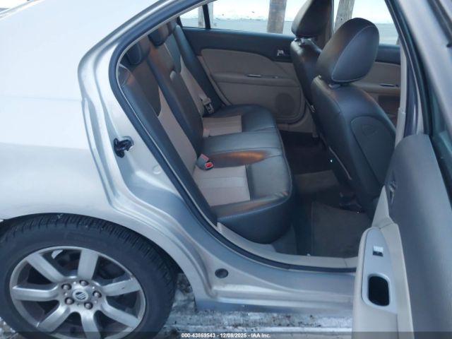 Mercury Milan Premier Image 5