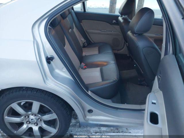 Mercury Milan Premier Image 5