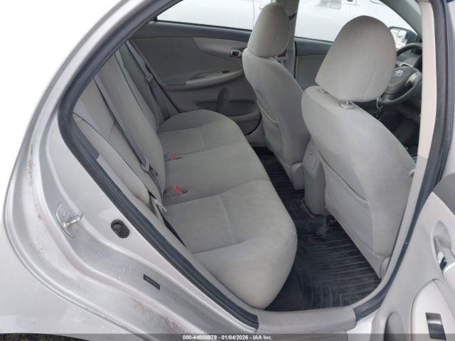 Toyota Corolla Le Image 5