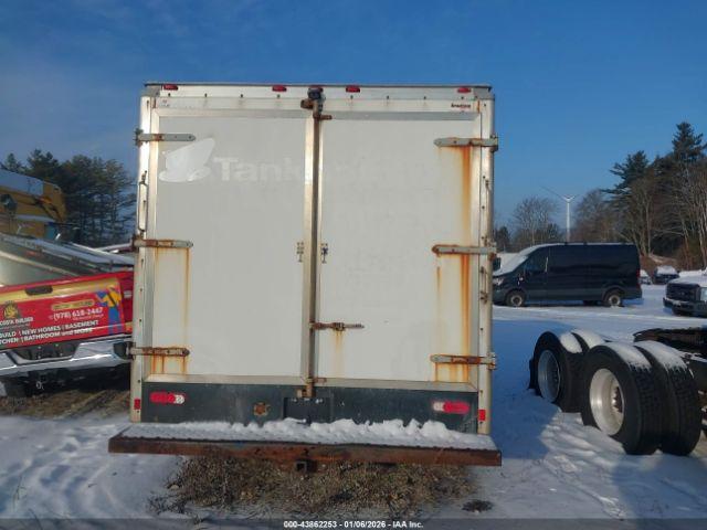 Chevrolet Express 3500 Image 17