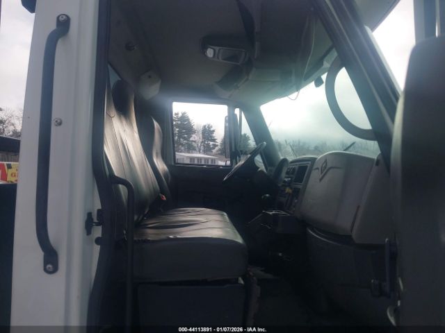 International 4000 4300 Lp Image 13