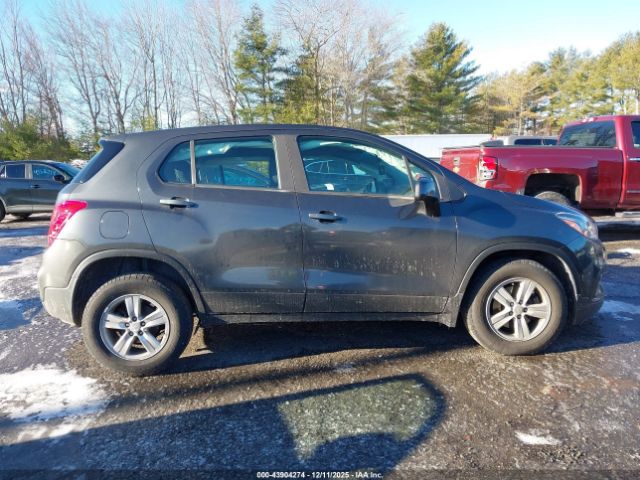 Chevrolet Trax Ls Image 9