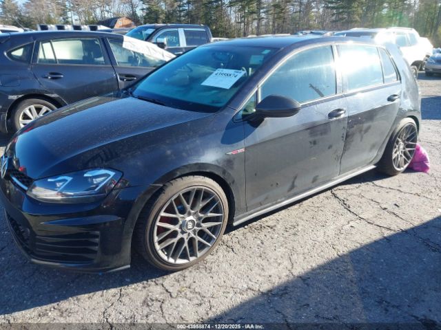 Volkswagen Golf S 4-door Image 12