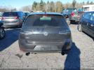 Volkswagen Golf S 4-door Image 14
