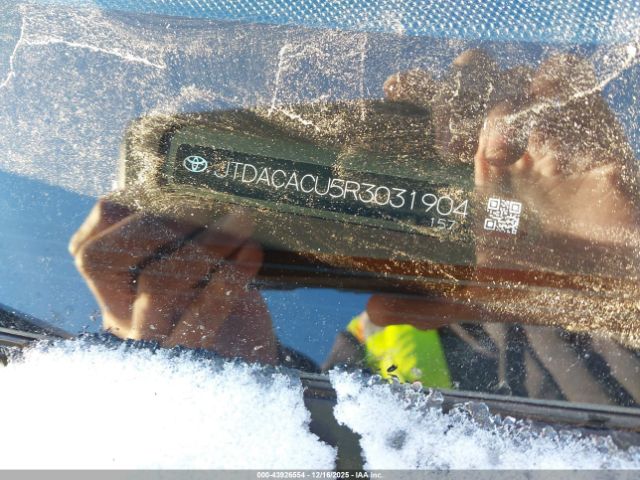 Toyota Prius Prime Xse Premium Image 10