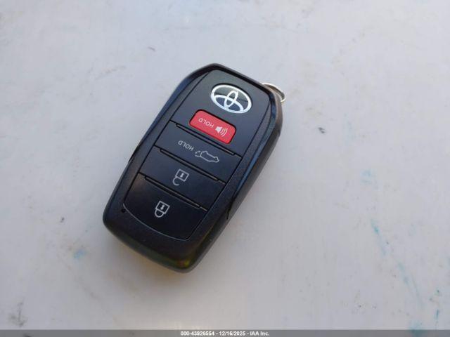 Toyota Prius Prime Xse Premium Image 4